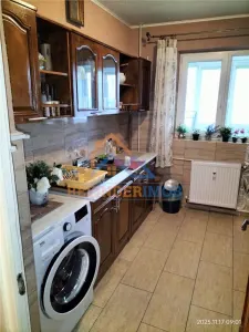 Vanzare apartament 3 camere zona Uverturi - Militari - foto 15