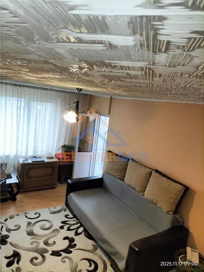 Vanzare apartament 3 camere zona Uverturi - Militari - foto 3