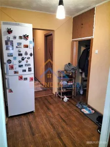 Vanzare apartament 3 camere zona Uverturi - Militari - foto 10
