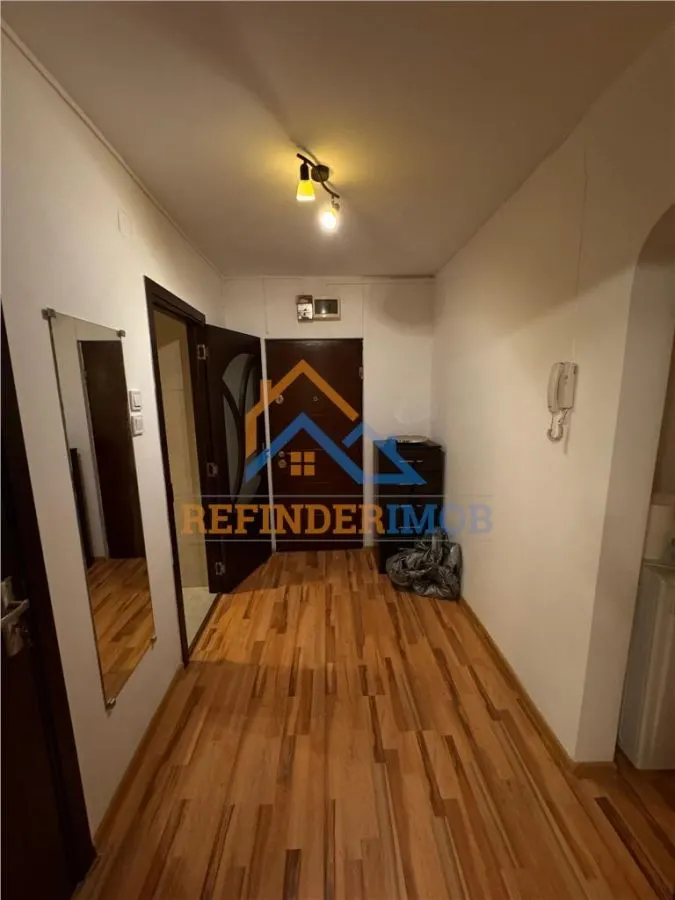 Vanzare apartament 3 camere Militari - Lujerului - foto 1