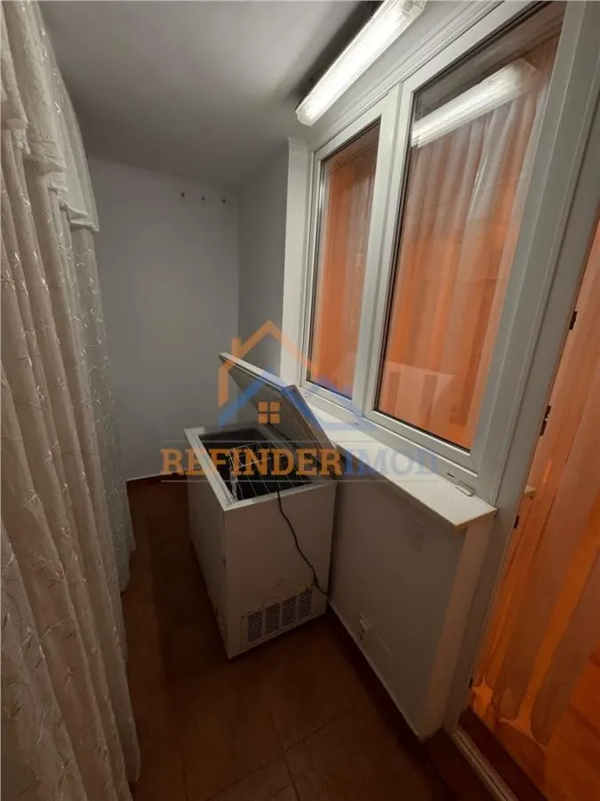 Vanzare apartament 3 camere Militari - Lujerului - foto 11