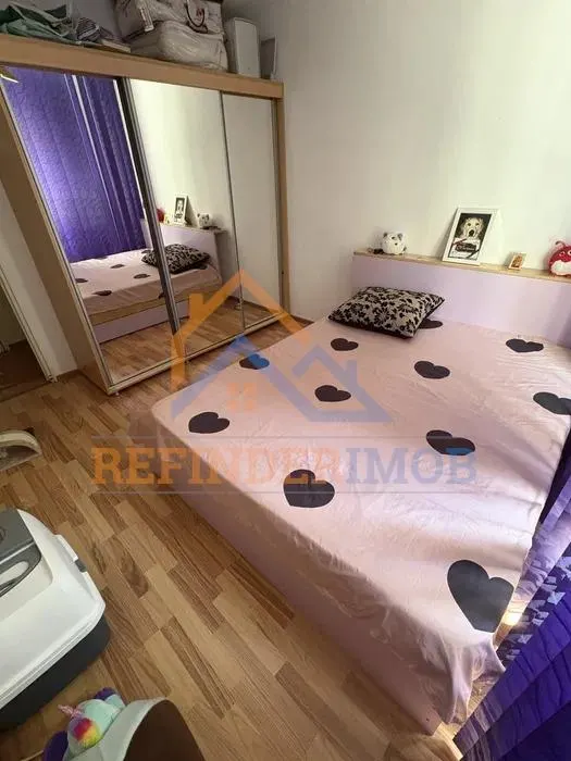 Apartament 3 camere zona Margeanului - foto 1