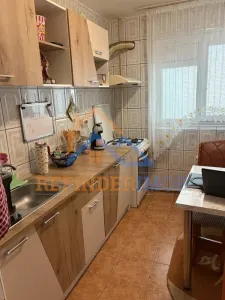 Apartament 3 camere zona Margeanului - foto 5