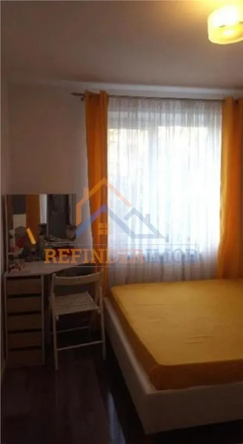 Vanzare apartament 3 camere zona - foto 8