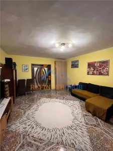 Vanzare Apartament cu 3 camere, zona Piata Unirii - Bucuresti