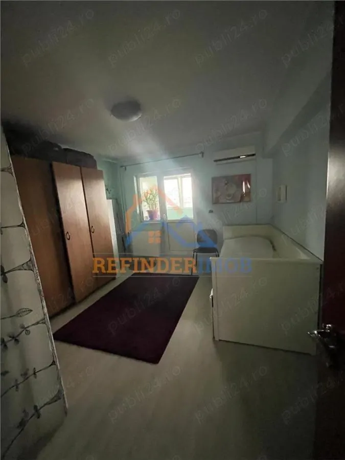 Vanzare Apartament cu 3 camere, zona Piata Unirii - foto 7