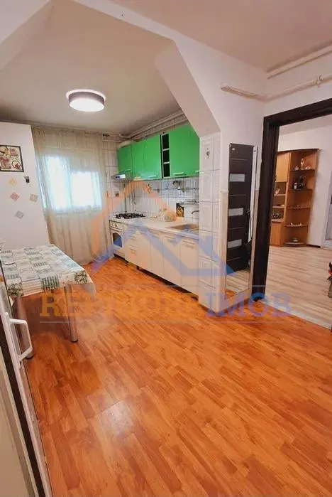 Apartament 4 camere zona Rahova - foto 2