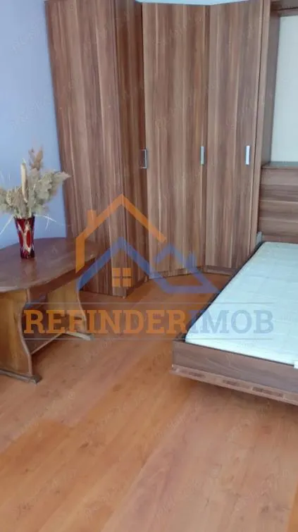 Vanzare apartament 2 camere, zona Margeanului, sector 5 - foto 1