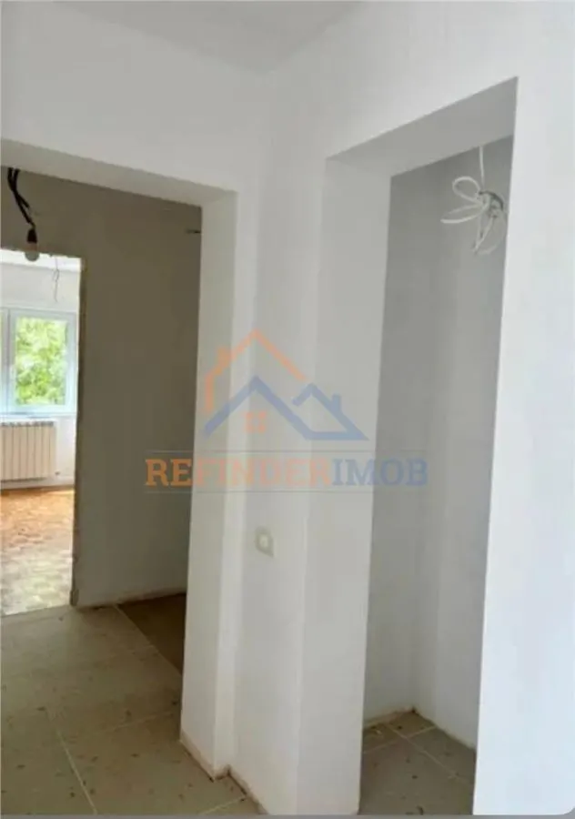 Vanzare apartament 3 camere  zona Lujerului - Bulevardul Iuliu Maniu - foto 3