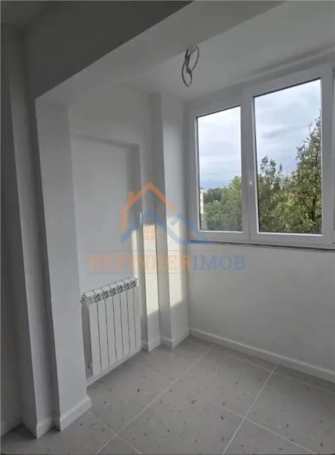 Vanzare apartament 3 camere  zona Lujerului - Bulevardul Iuliu Maniu - foto 7