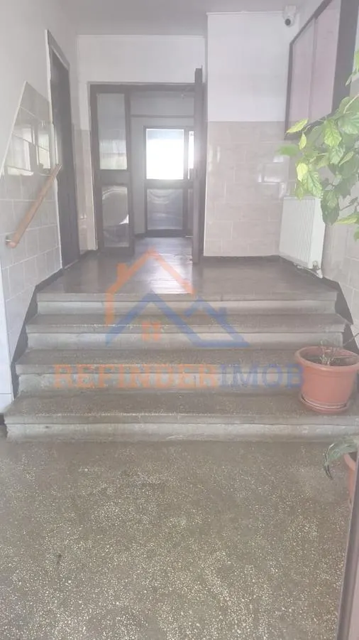Vanzare apartament 2 camere, zona 13 Septembrie, sector 5 - foto 9