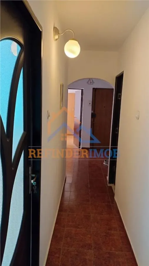 Vanzare apartament 3 camere - zona Rahova - sector 5 - foto 1
