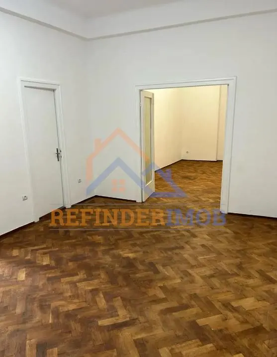 Vanzare apartament 3 camere - Blvd. Mihail Kogalniceanu - foto 2
