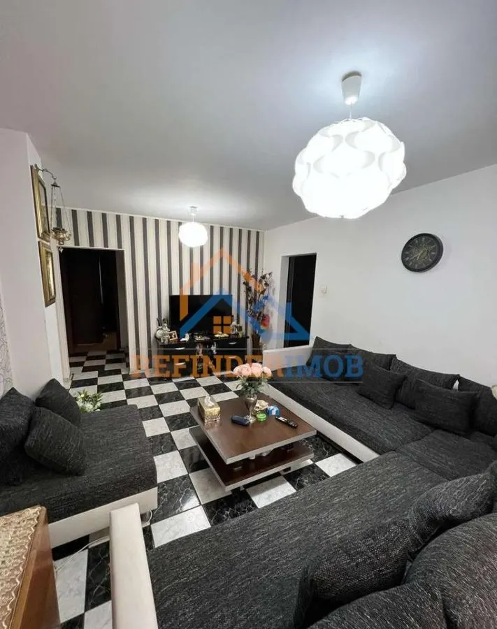 Vanzare apartament 4 camere – zona Parc Sebastian - foto 1