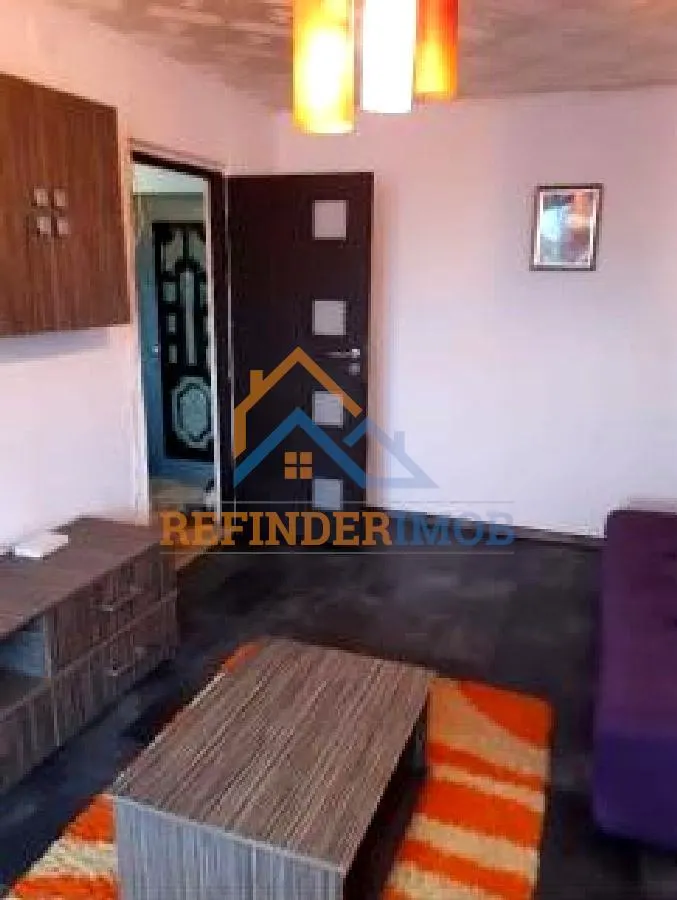 Vanzare apartament 2 camere zona Margeanului - Buzoieni - foto 1