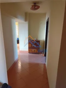 Vanzare Apartament cu 4 camere, zona Unirii - foto 4
