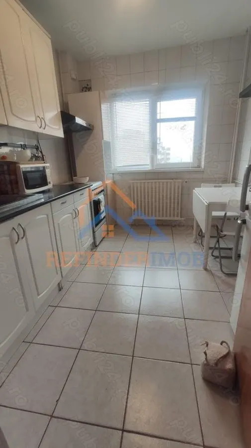 Vanzare Apartament cu 2 camere, zona Panduri - foto 3