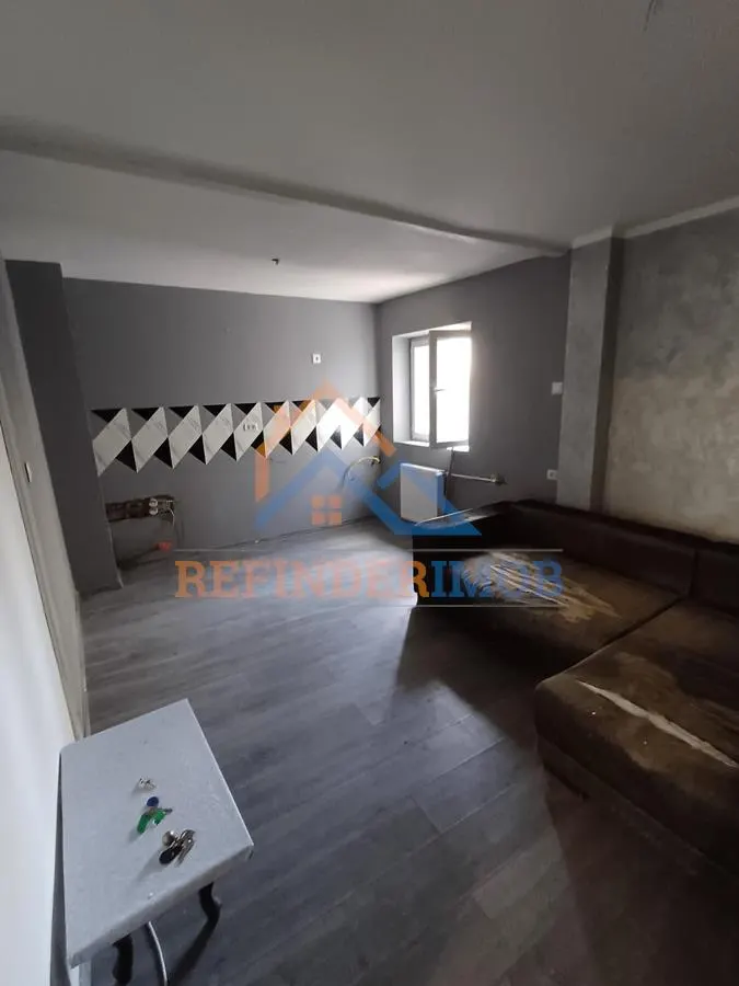 Vanzare apartament 2 camere Rahova - Buzoieni - foto 2