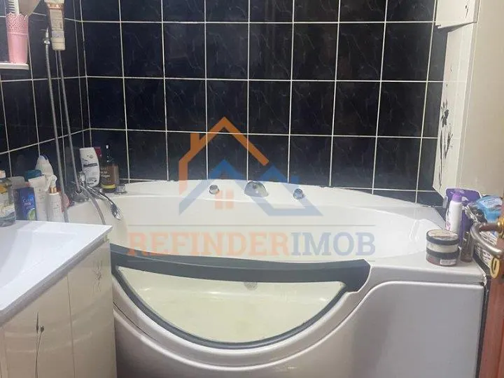 Apartament 3 camere de vanzare zona Margeanului - foto 6