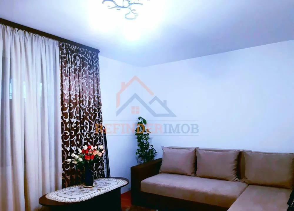 Apartament 4 camere de vanzare Rahova - foto 9