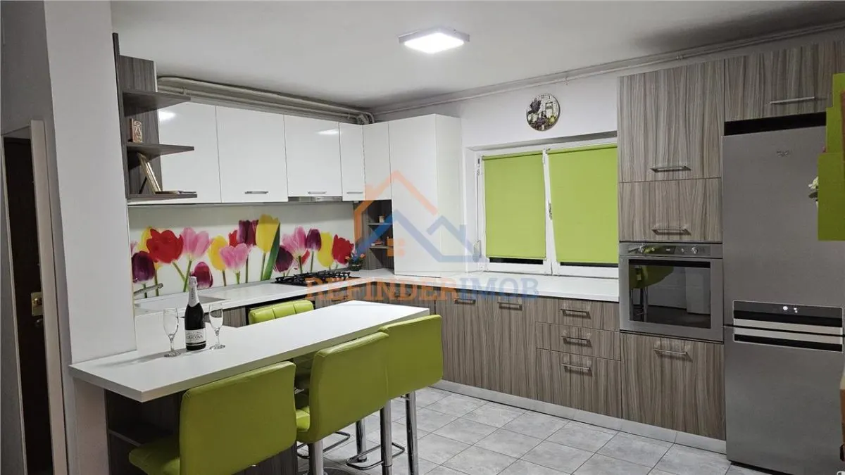 Apartament 4 camere de vanzare Parc Sebastian - foto 2