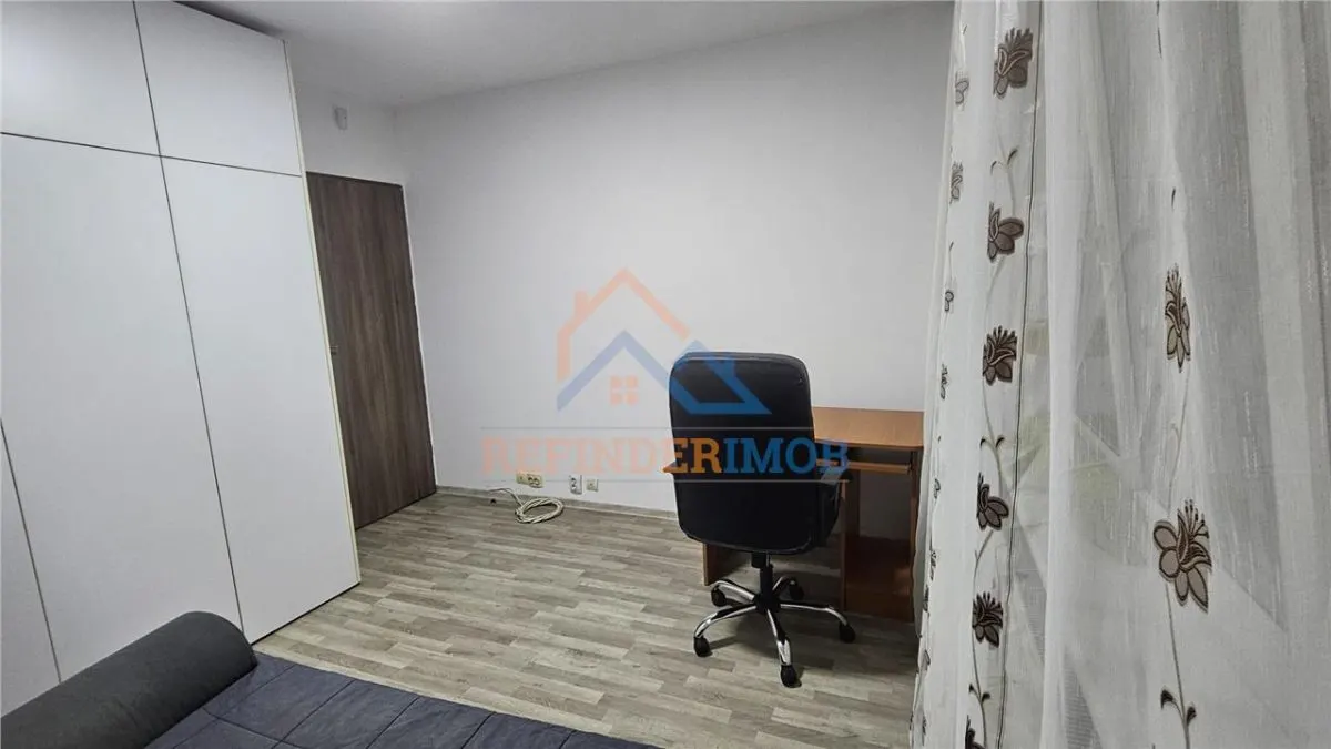Apartament 4 camere de vanzare Parc Sebastian - foto 9