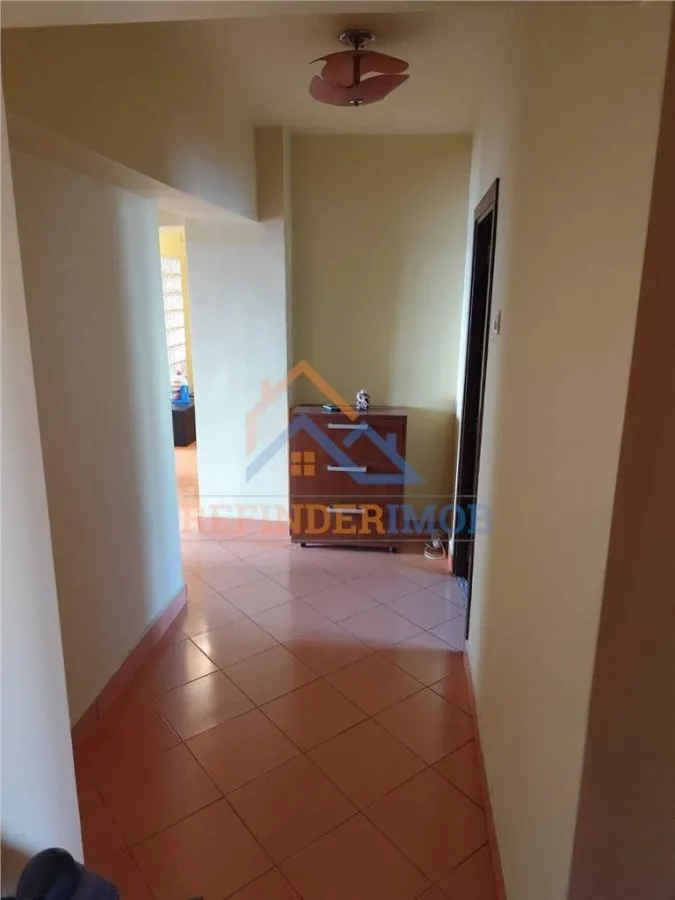 Vanzare Apartament cu 4 camere, zona Unirii - foto 4