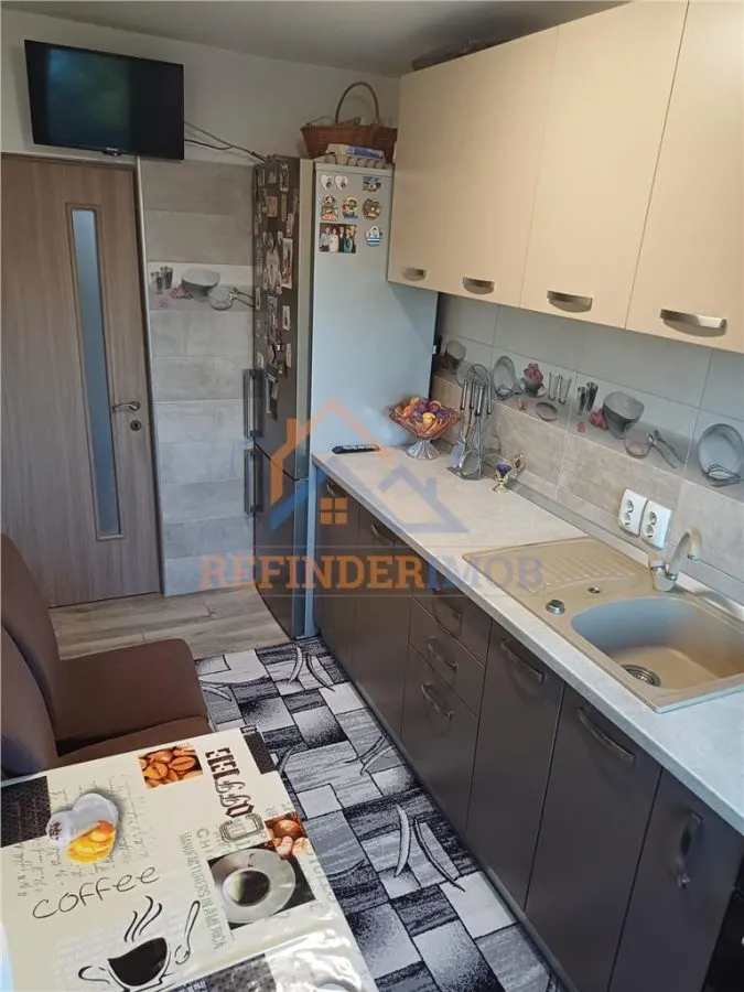 Apartament 2 camere de vanzare Rahova - Parc Pecineaga - foto 3