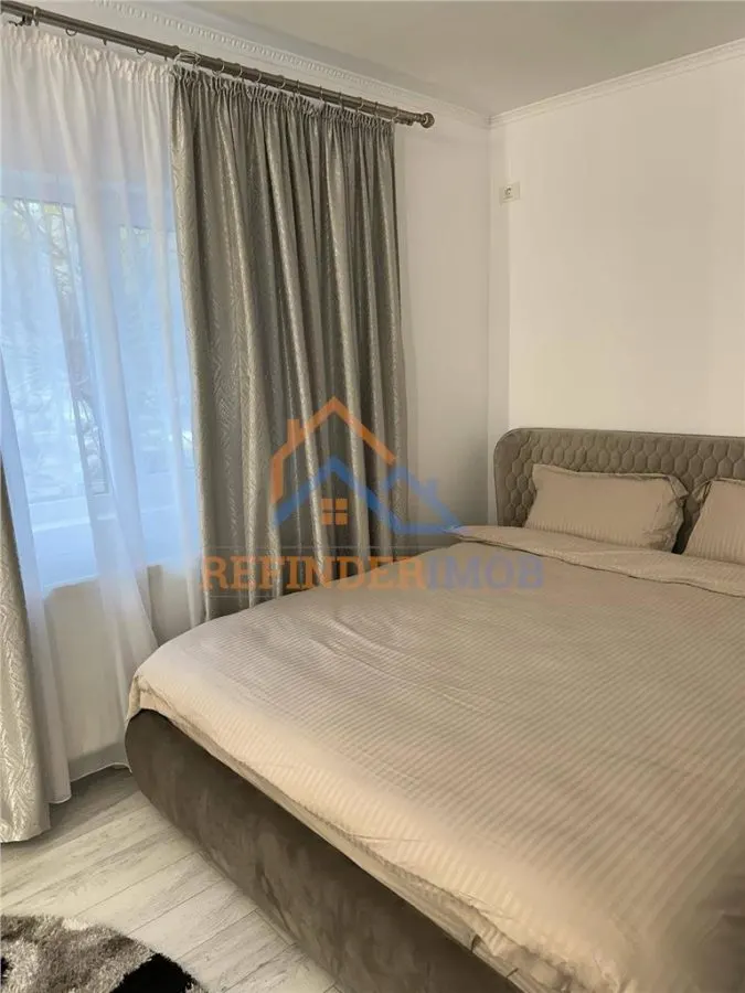 Vanzare Apartament cu 3 camere, zona 13 Septembrie - foto 6