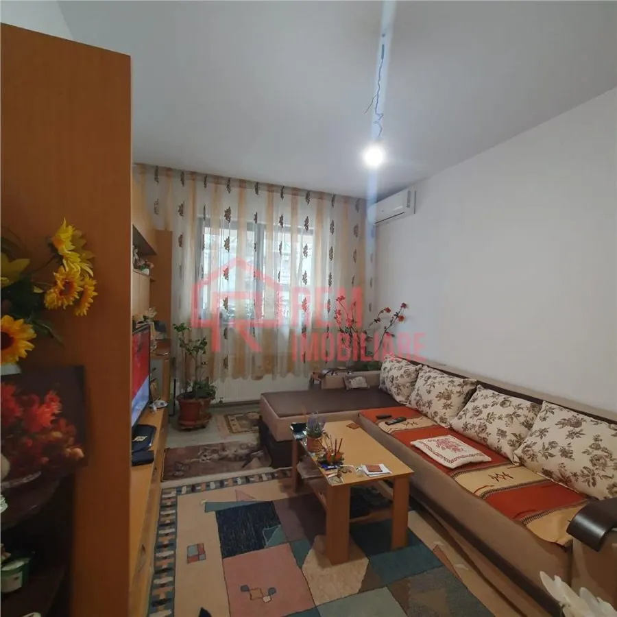 Vanzare apartament 2 camere, decomandat, 55 mp, parter, Dobroesti, Fundeni, Marului - foto 1