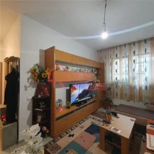 Vanzare apartament 2 camere, decomandat, 55 mp, parter, Dobroesti, Fundeni, Marului - foto 2
