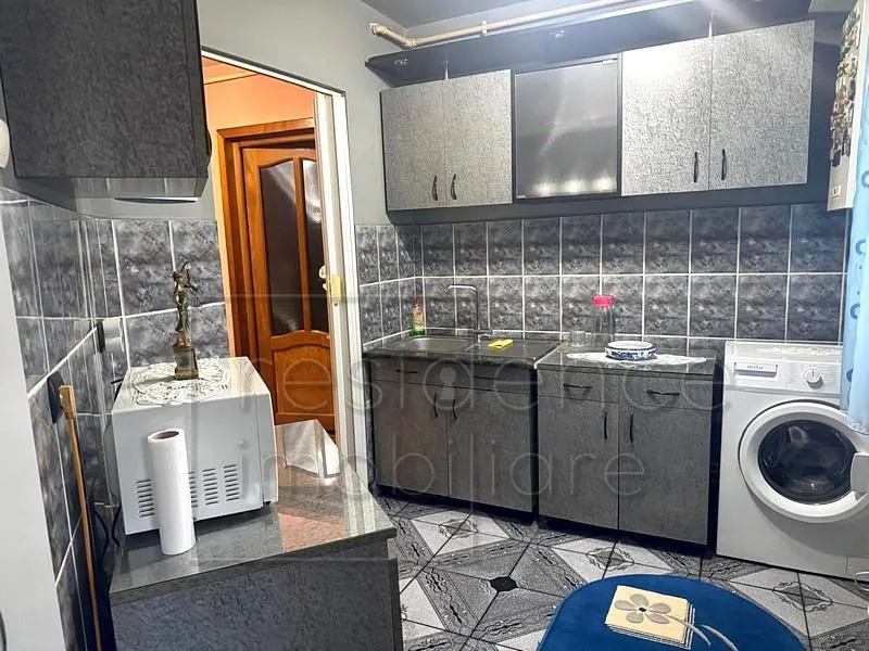 Apartament 2 camere separate,  Gherla, zona Parcul Mic - foto 4