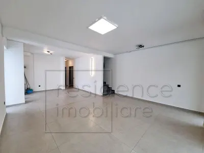 View! Duplex 5 camere, Europa, zona OMV+14 parcari - Cluj-Napoca