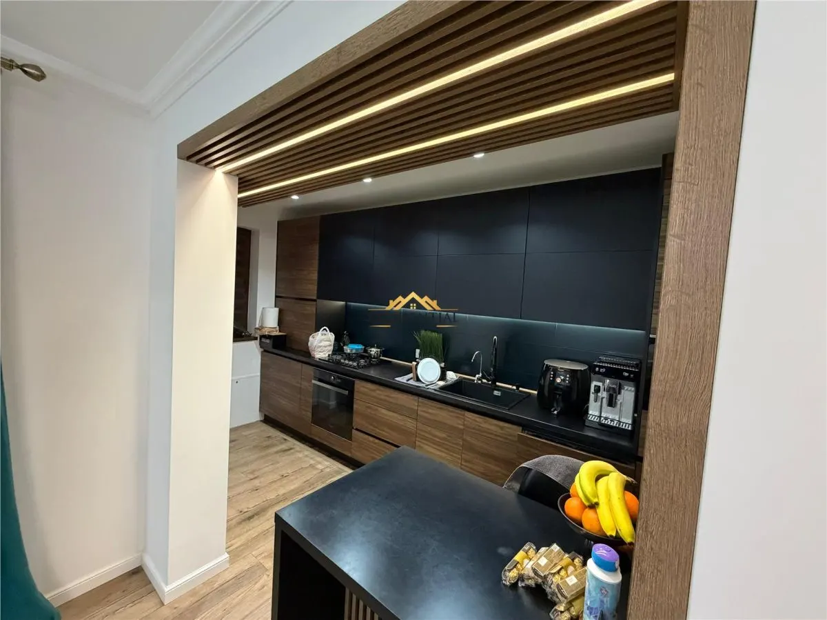 SUPER APARTAMENT CU 3 CAMERE - foto 6