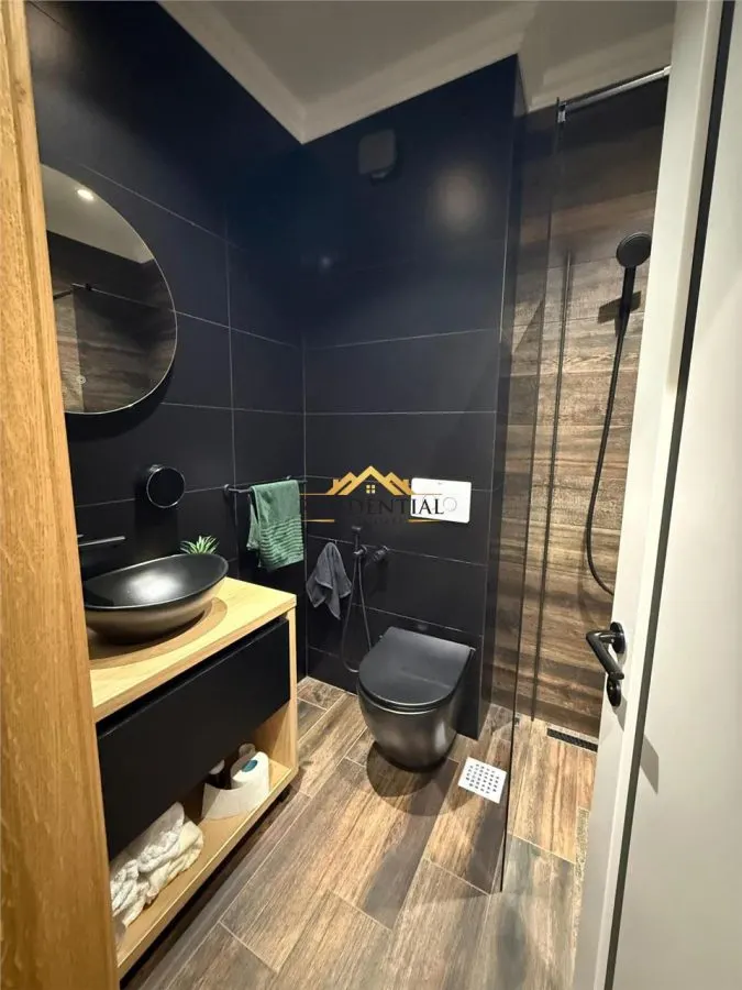 SUPER APARTAMENT CU 3 CAMERE - foto 7