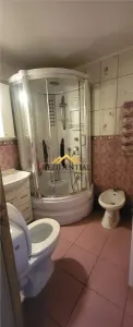 APARTAMENT 4 CAMERE - CENTRAL - foto 5