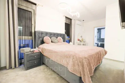 La cheie! Duplex Lux 5 camere, 191 mp in Europa, Curte 220 mp,Parcari - foto 11