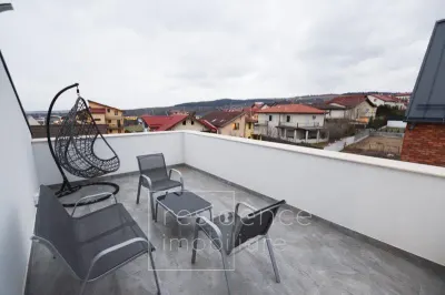 La cheie! Duplex Lux 5 camere, 191 mp in Europa, Curte 220 mp,Parcari - foto 17