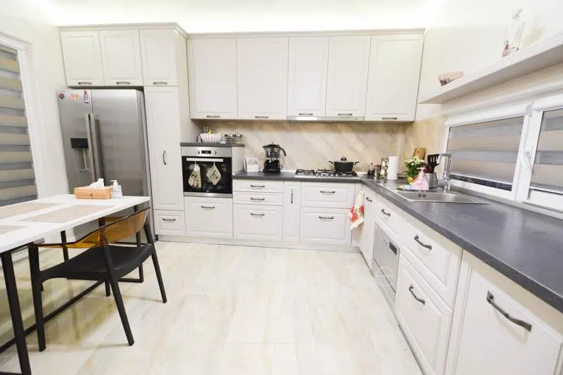 La cheie! Duplex Lux 5 camere, 191 mp in Europa, Curte 220 mp,Parcari - foto 4
