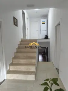 CASA CU ETAJ - CATAMARASTI - foto 7