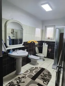 CASA CU ETAJ - CATAMARASTI - foto 10