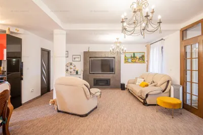Vila superba cu 5 camere si 4 bai Bunloc Brasov Comision 0% - foto 4