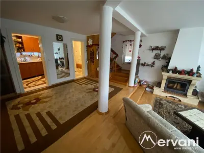 Vila de vânzare cu 4 camere în Breaza - foto 13