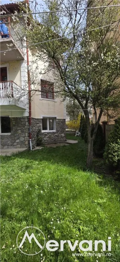 Vila de vanzare  cu 13 camere in Busteni (pensiune sau camin pentru seniori) - foto 6