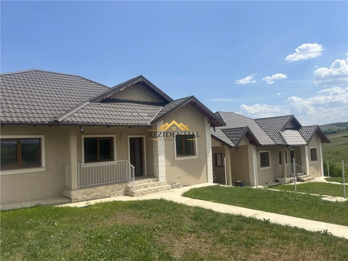 CASA SUPERBA - CERVICESTI (la doar 6 km de Botosani) - foto 4