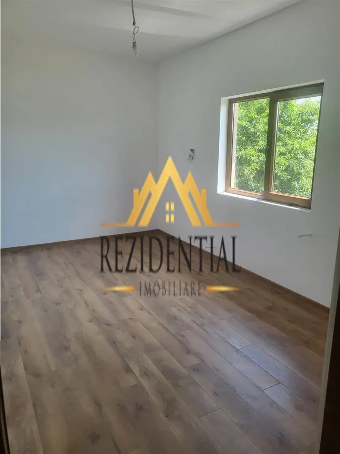 CASA SUPERBA - CERVICESTI (la doar 6 km de Botosani) - foto 7