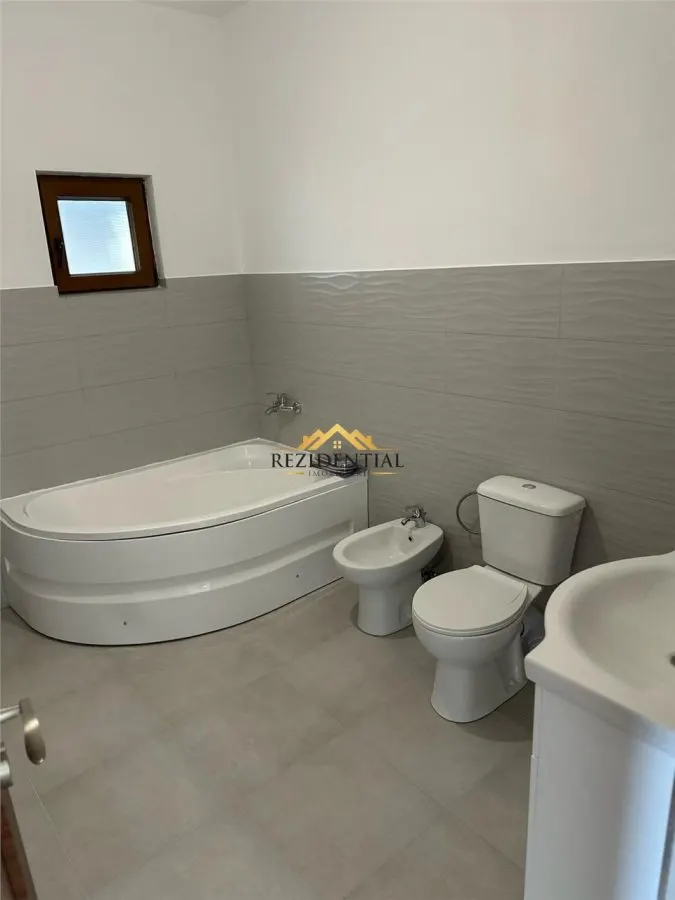 CASA SUPERBA - CERVICESTI (la doar 6 km de Botosani) - foto 9