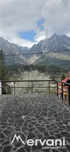 Vilă de lux de vânzare în Bușteni | Priveliște spectaculoasă către Masivul Bucegi - foto 12