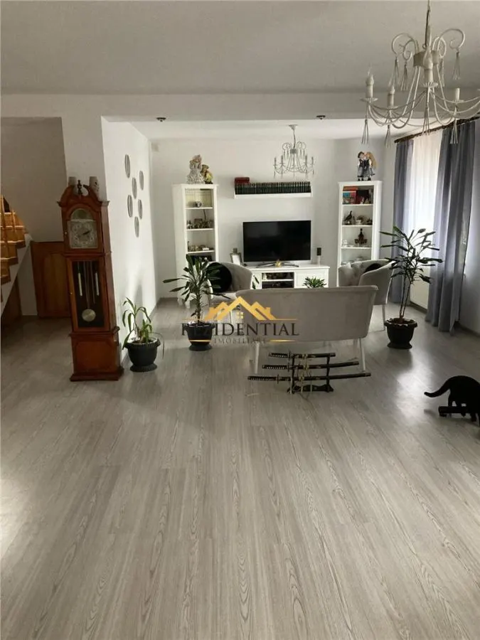 CASA CU ETAJ - MANASTIREA DOAMNEI - foto 1