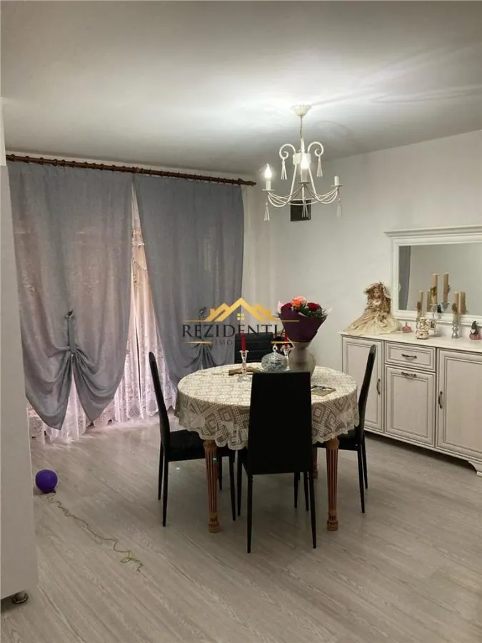 CASA CU ETAJ - MANASTIREA DOAMNEI - foto 2